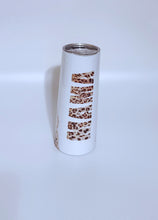 Load image into Gallery viewer, Personalized Tumbler for Mama, Insulated Stainless Steel Tumbler with leak proof lid and metal straw, Mother&#39;s day gift, Personalized Tumbler for mom.
